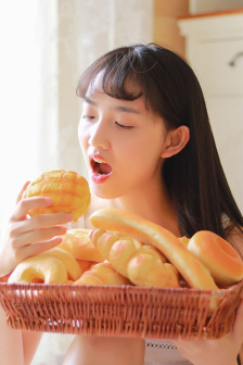 周立波模仿三代领导