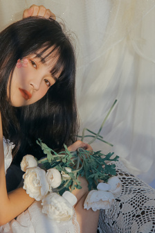 水嫩多汁的蜜桃H