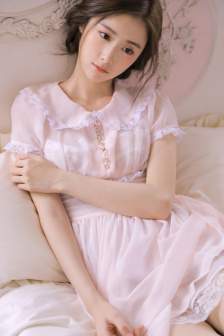 女孩放屁照片